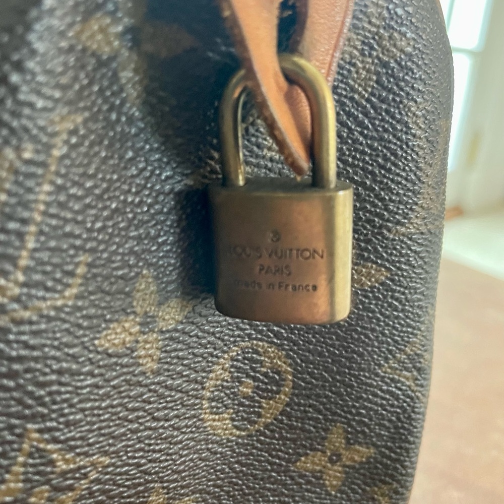 Louis Vuitton Monogram Speedy 25 handbag - Picture 14 of 14